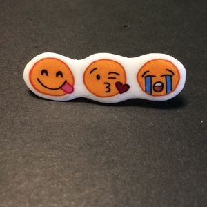 Emoji pin